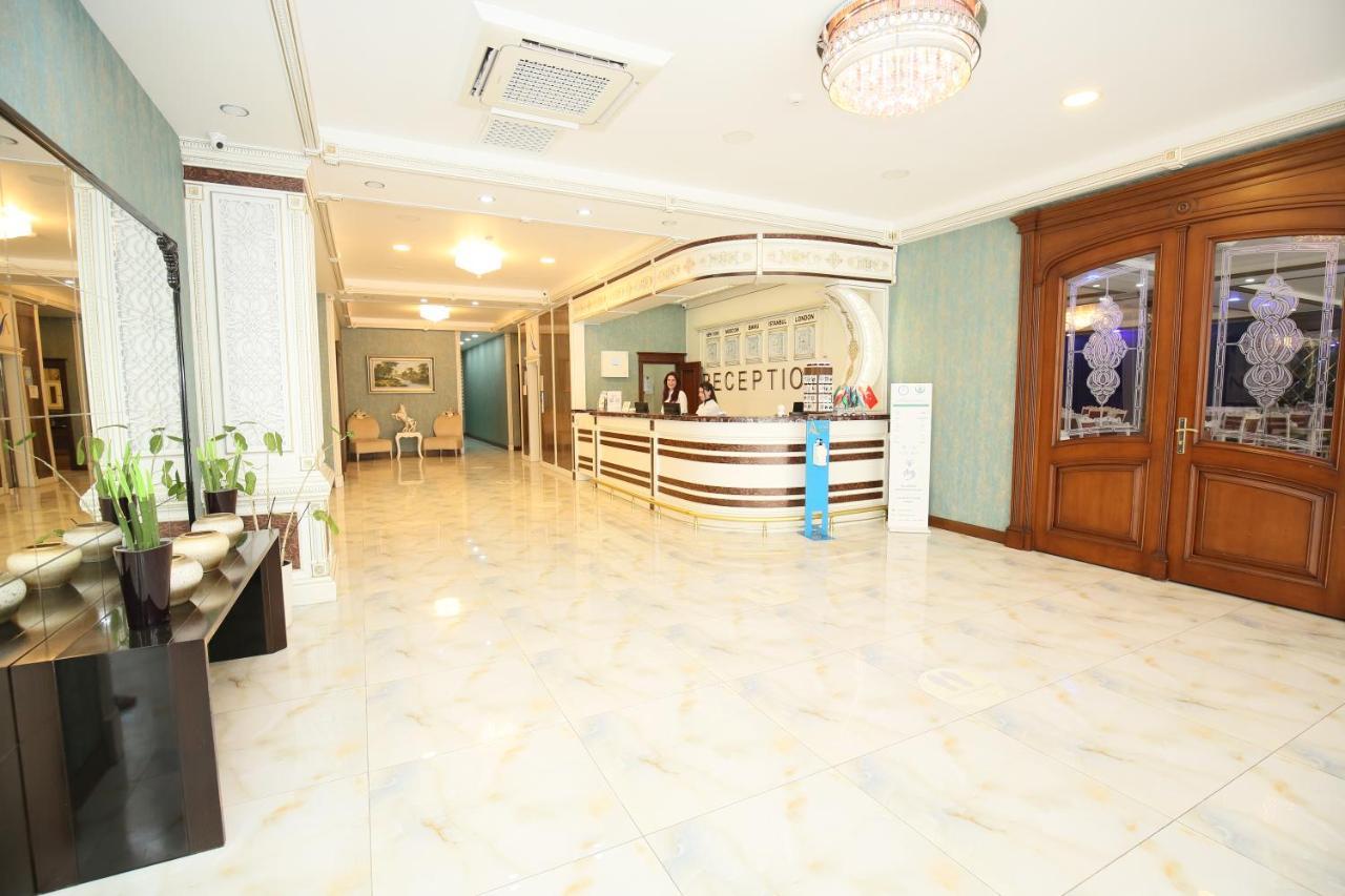Alis Hotel Baky Esterno foto